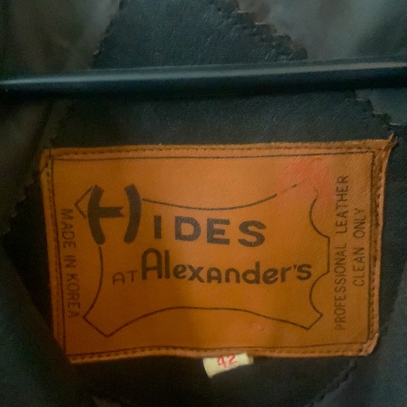 Hides at Alexander leather jacket - Picture 2 of 4